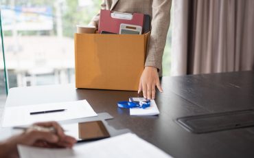 zwolnienia na chlodno